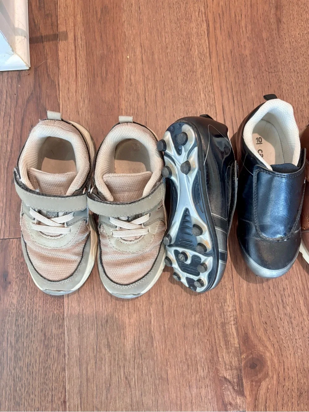 Boys’ Shoe Bundle 5 Pairs Nike, Snow Boots, Cleats, Dress Shoes - size 9 & 10